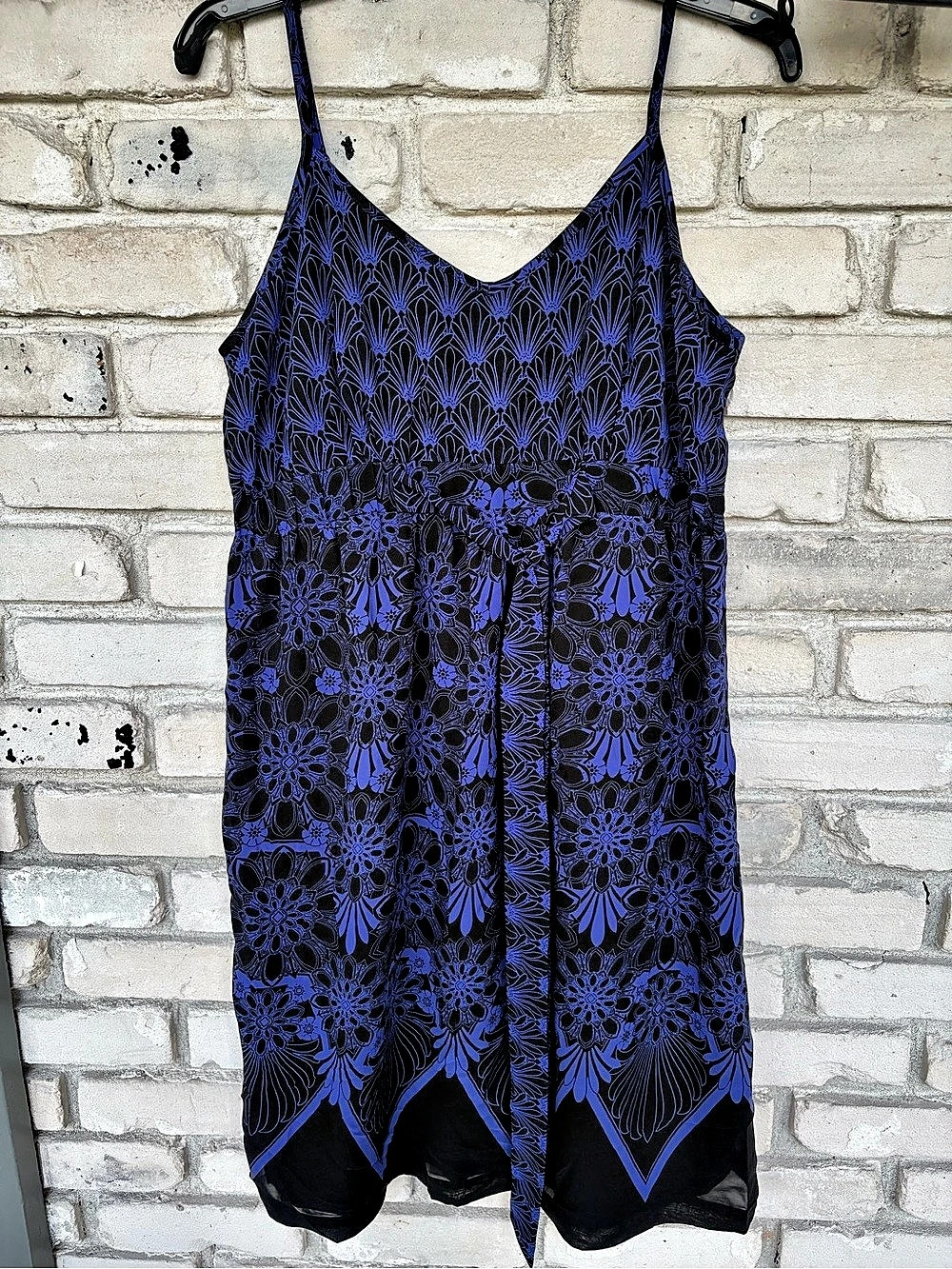 Maternity a pea in the pod Blue & Black dress with tie waist spaghett straps